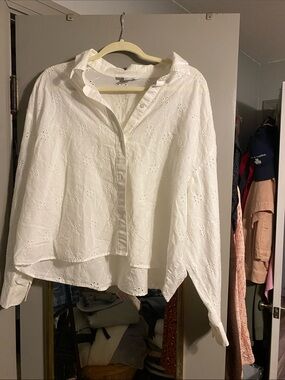 Old Navy White Eyelet Button-Down Blouse